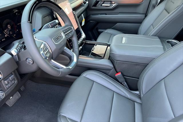 2025 GMC Yukon XL 4WD Denali