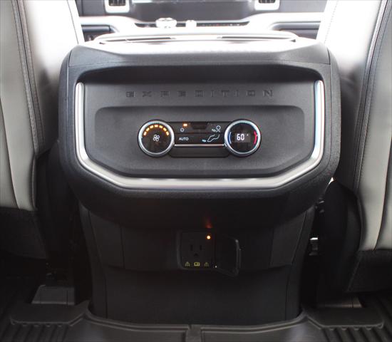 2025 Ford Expedition Active MAX
