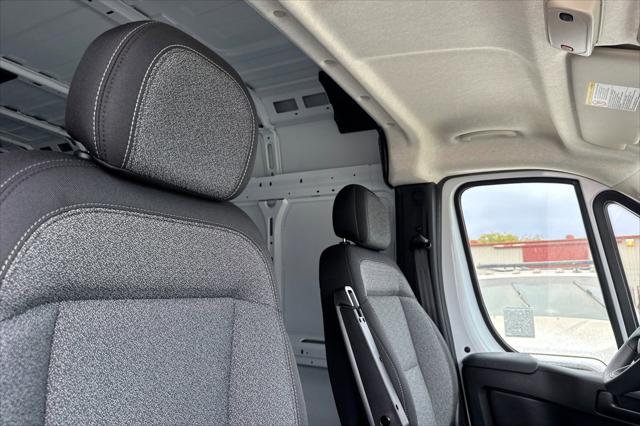 2026 Ram ProMaster Cargo Van SLT