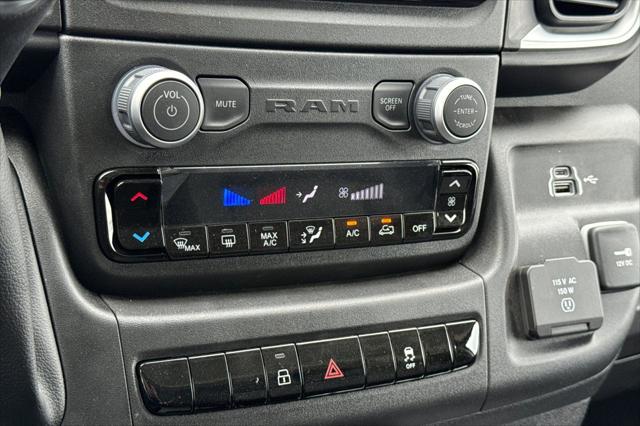 2026 Ram ProMaster Cargo Van SLT