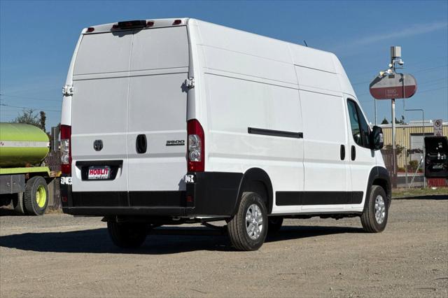 2026 Ram ProMaster Cargo Van SLT Super High Roof 159" WB EXT