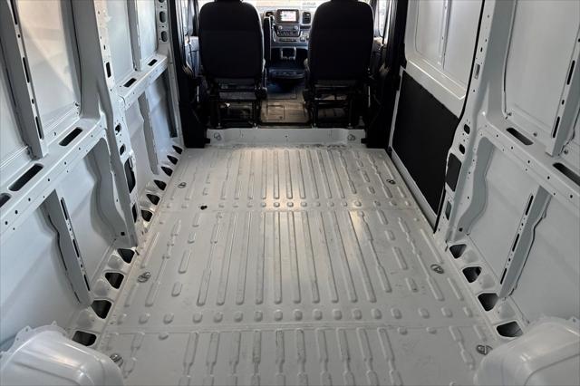 2026 Ram ProMaster Cargo Van SLT Super High Roof 159" WB EXT