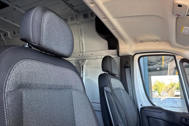 2026 Ram ProMaster Cargo Van SLT Super High Roof 159" WB EXT