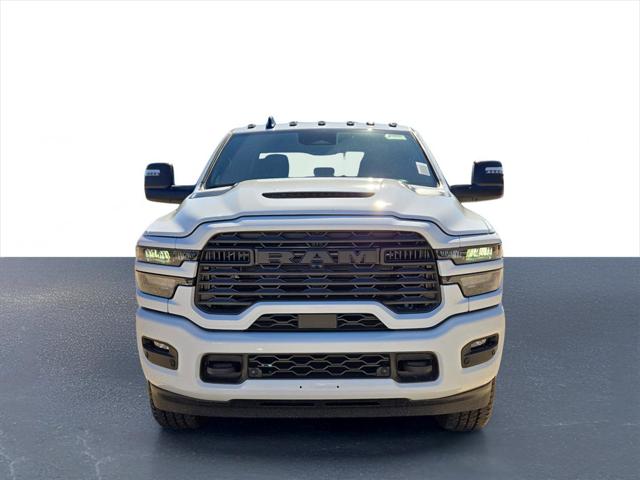 2026 RAM Ram 2500 RAM 2500 BLACK EXPRESS CREW CAB 4X4 64 BOX