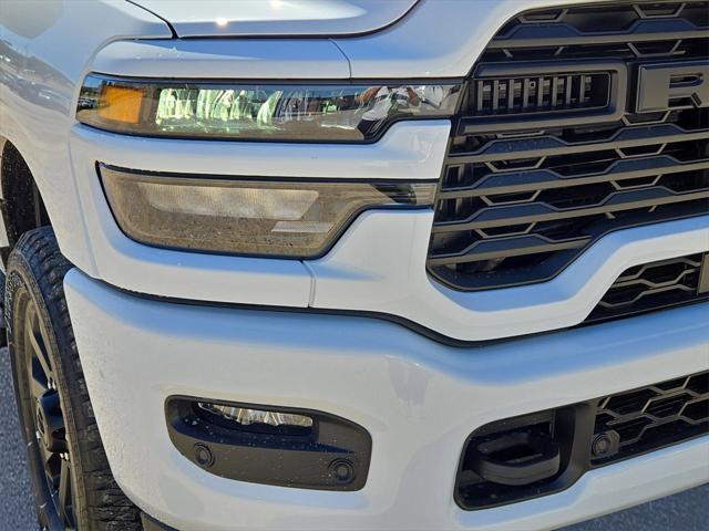 2026 RAM Ram 2500 RAM 2500 BLACK EXPRESS CREW CAB 4X4 64 BOX