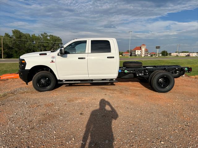 2026 RAM Ram 3500 Chassis Cab RAM 3500 TRADESMAN CREW CAB CHASSIS 4X4 60 CA