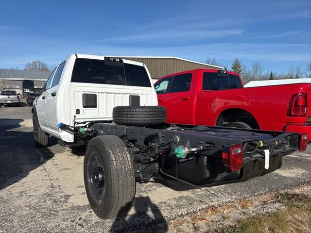 2026 RAM Ram 3500 Chassis Cab RAM 3500 TRADESMAN CREW CAB CHASSIS 4X4 60 CA