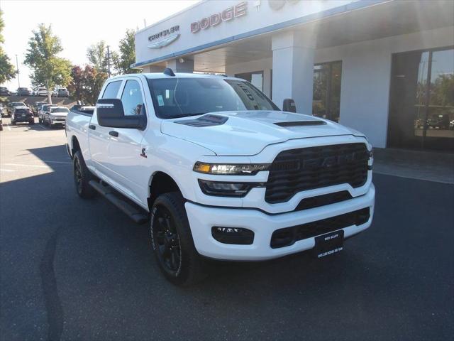 2026 RAM Ram 2500 RAM 2500 BLACK EXPRESS CREW CAB 4X4 64 BOX