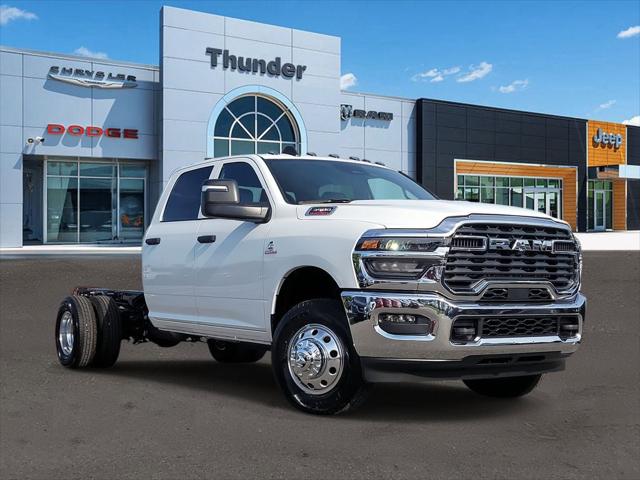 2026 RAM Ram 3500 Chassis Cab RAM 3500 TRADESMAN CREW CAB CHASSIS 4X4 60 CA 2026 RAM Ram 3500 Chassis Cab RAM 3500 TRADESMAN CREW CAB CHASSIS 4X4 60 CA