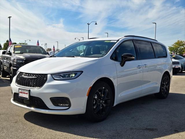 2026 Chrysler Pacifica PACIFICA SELECT