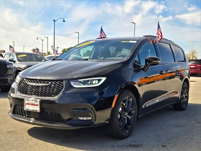 2026 Chrysler Pacifica PACIFICA SELECT