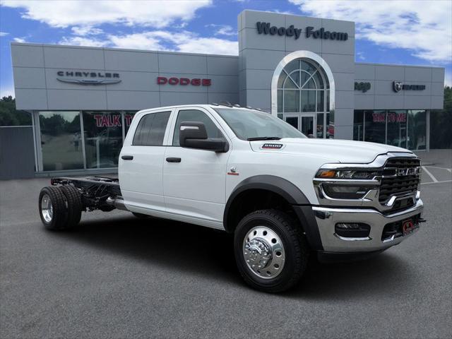 2026 RAM 5500 Chassis RAM 5500 TRADESMAN CHASSIS CREW CAB 4X4 84 CA
