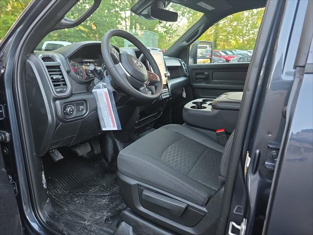 2026 RAM Ram 5500 Chassis Cab RAM 5500 TRADESMAN CHASSIS CREW CAB 4X4 84 CA 2026 RAM Ram 5500 Chassis Cab RAM 5500 TRADESMAN CHASSIS CREW CAB 4X4 84 CA