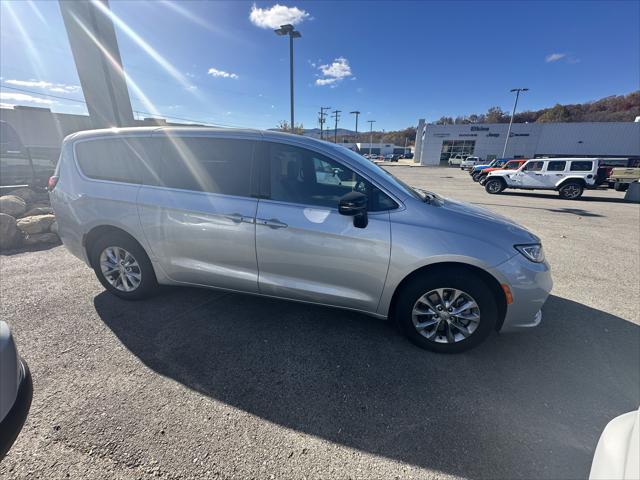 2026 Chrysler Pacifica PACIFICA SELECT AWD 2026 Chrysler Pacifica PACIFICA SELECT AWD