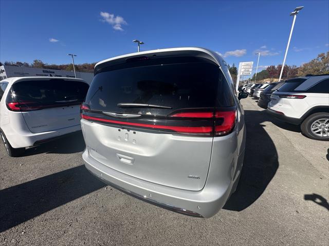 2026 Chrysler Pacifica PACIFICA SELECT AWD 2026 Chrysler Pacifica PACIFICA SELECT AWD