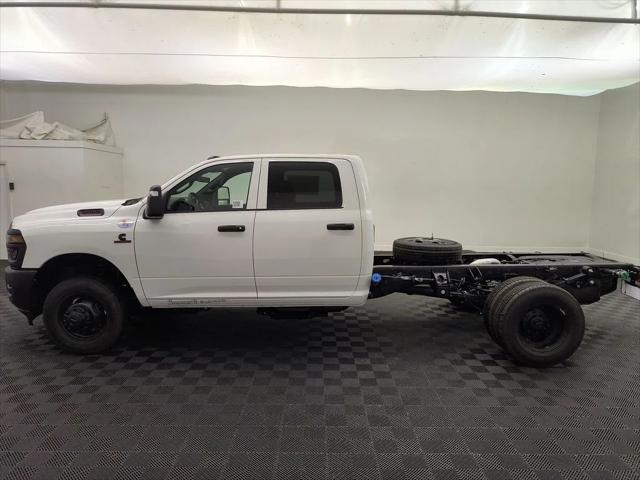 2026 RAM Ram 3500 Chassis Cab RAM 3500 TRADESMAN CREW CAB CHASSIS 4X4 60 CA