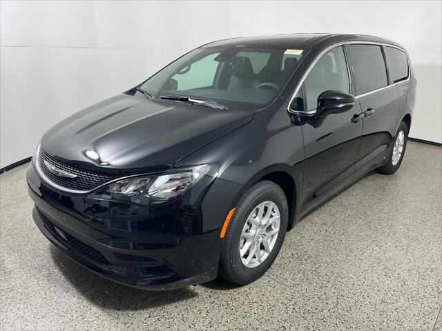 2026 Chrysler Voyager VOYAGER LX