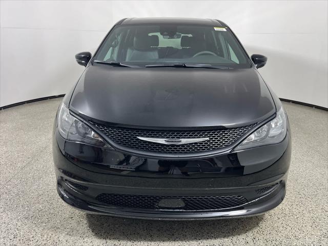 2026 Chrysler Voyager VOYAGER LX