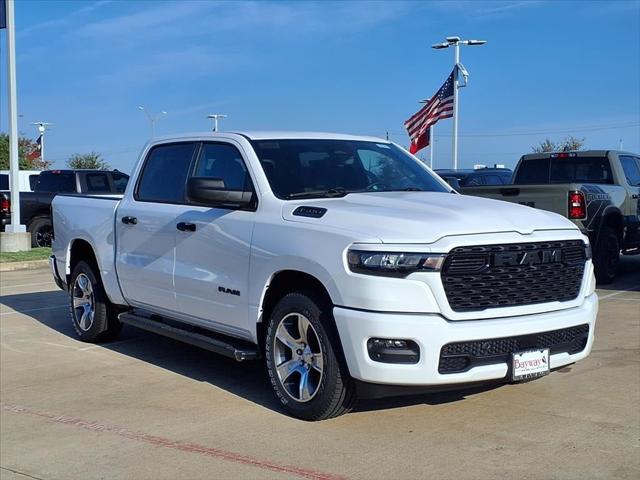 2025 RAM Ram 1500 RAM 1500 TRADESMAN CREW CAB 4X2 57 BOX 2025 RAM Ram 1500 RAM 1500 TRADESMAN CREW CAB 4X2 57 BOX