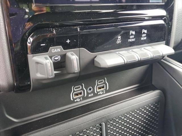 2026 Ram 1500 Big Horn Crew Cab 4x4 5'7" Box