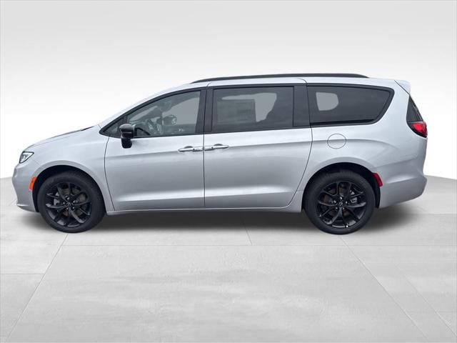 2026 Chrysler Pacifica PACIFICA LIMITED AWD