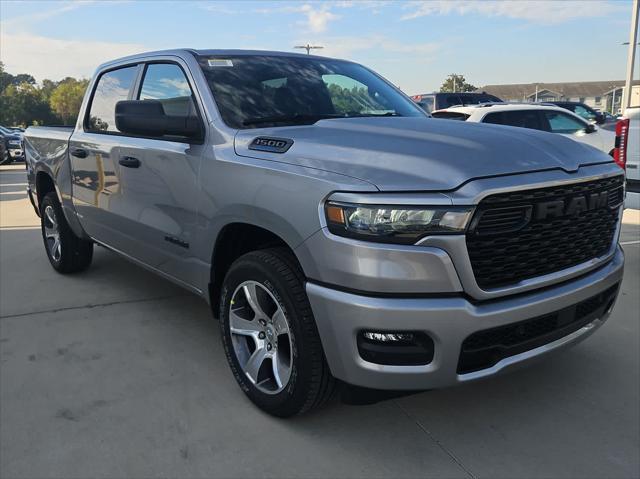 2025 RAM Ram 1500 RAM 1500 TRADESMAN CREW CAB 4X2 57 BOX