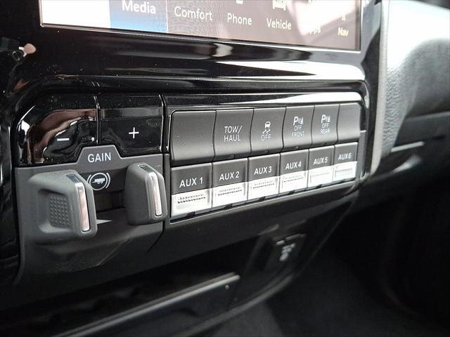 2026 Ram 2500 Tradesman Crew Cab 4x4 8' Box