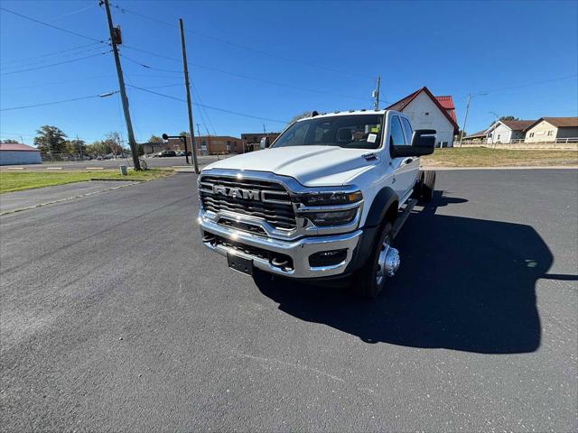 2026 RAM Ram 5500 Chassis Cab RAM 5500 TRADESMAN CHASSIS CREW CAB 4X4 84 CA