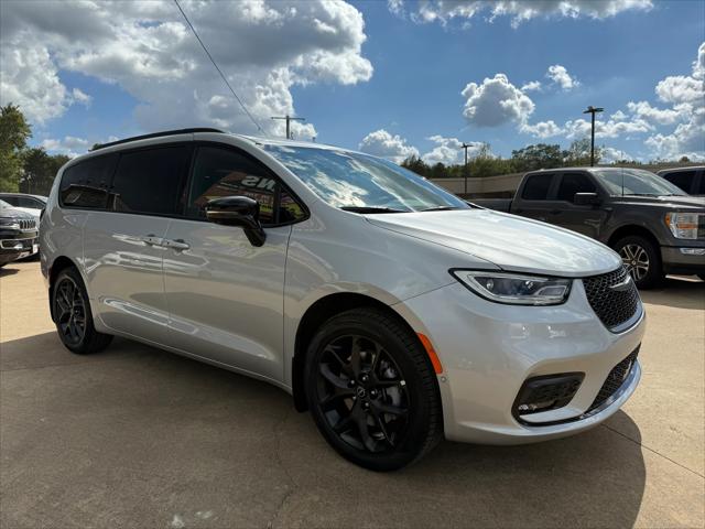 2026 Chrysler Pacifica PACIFICA LIMITED AWD