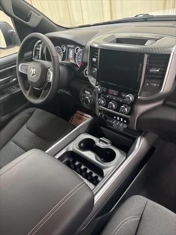 2026 Ram 1500 Big Horn Crew Cab 4x4 5'7" Box