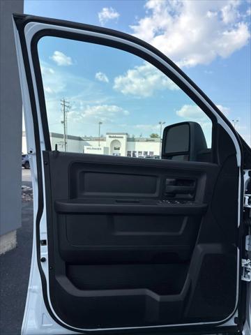 2026 Ram 3500 Chassis Cab Tradesman/Big Horn