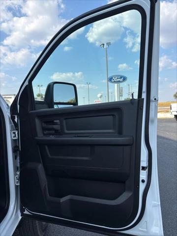 2026 Ram 3500 Chassis Cab Tradesman/Big Horn