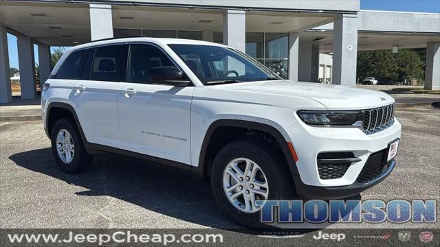 2025 Jeep Grand Cherokee GRAND CHEROKEE LAREDO 4X4