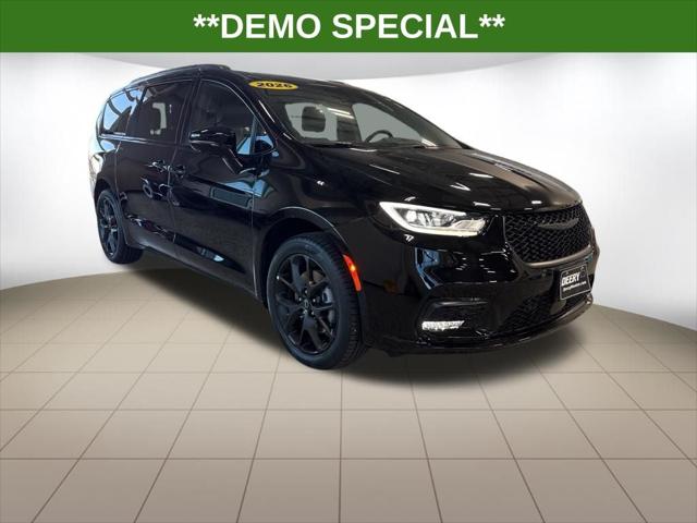 2026 Chrysler Pacifica PACIFICA LIMITED AWD