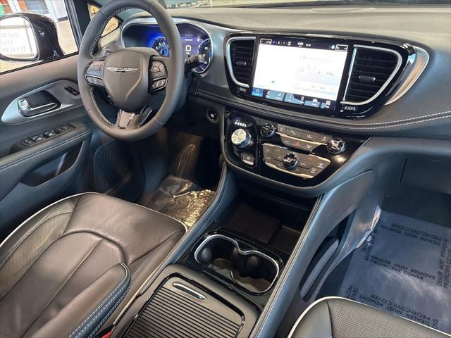 2026 Chrysler Pacifica Limited AWD