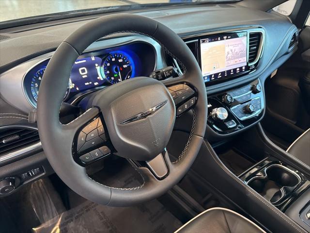 2026 Chrysler Pacifica Limited AWD