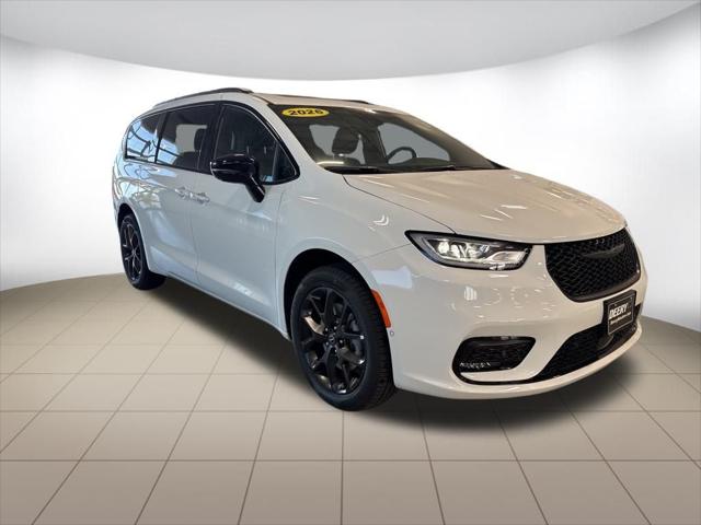 2026 Chrysler Pacifica PACIFICA LIMITED AWD