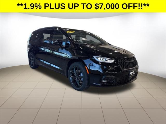 2026 Chrysler Pacifica PACIFICA LIMITED AWD