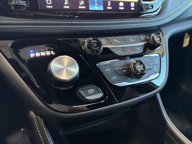 2026 Chrysler Pacifica Limited AWD