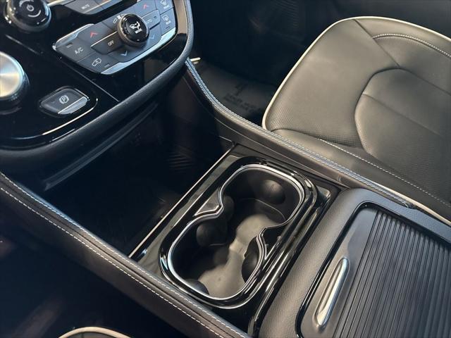 2026 Chrysler Pacifica Limited AWD