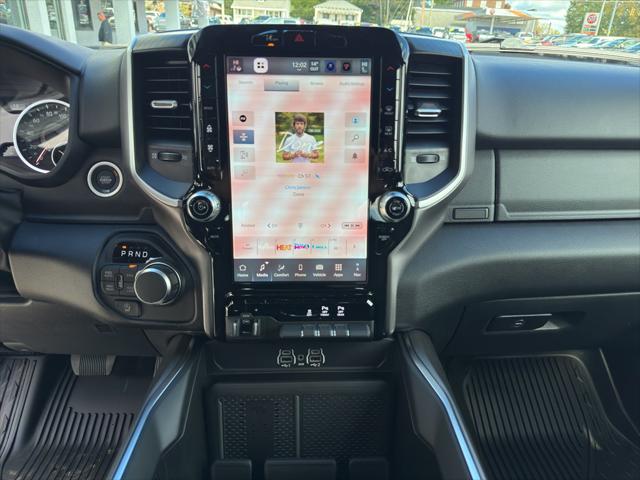 2026 Ram 1500 Big Horn Crew Cab 4x4 5'7" Box