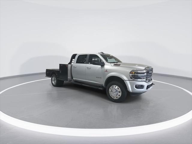 2026 RAM Ram 5500 Chassis Cab RAM 5500 BIG HORN CHASSIS CREW CAB 4X4 60 CA