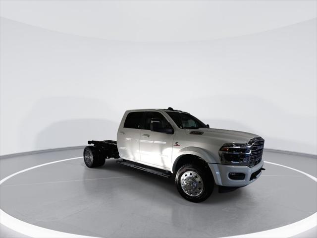 2026 RAM Ram 5500 Chassis Cab RAM 5500 BIG HORN CHASSIS CREW CAB 4X4 60 CA