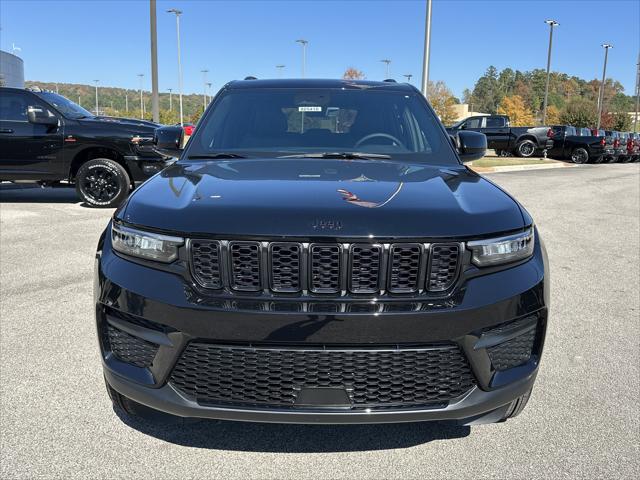 2025 Jeep Grand Cherokee GRAND CHEROKEE ALTITUDE 4X4