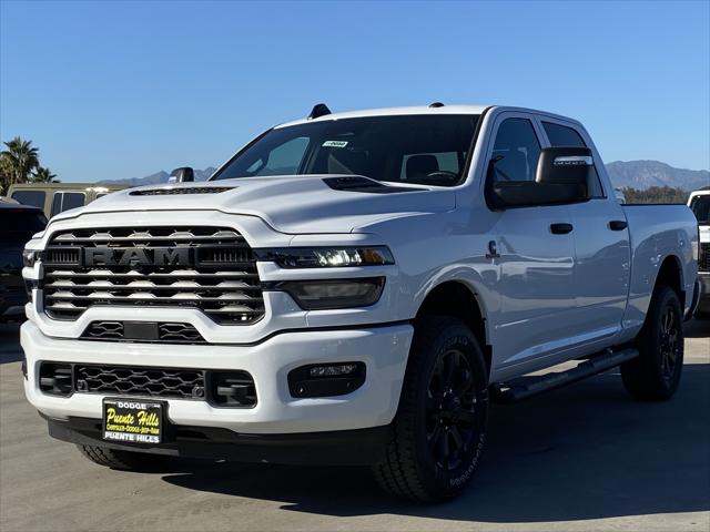 2026 RAM Ram 2500 RAM 2500 BLACK EXPRESS CREW CAB 4X2 64 BOX 2026 RAM Ram 2500 RAM 2500 BLACK EXPRESS CREW CAB 4X2 64 BOX