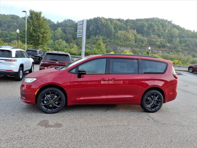 2026 Chrysler Pacifica PACIFICA LIMITED AWD