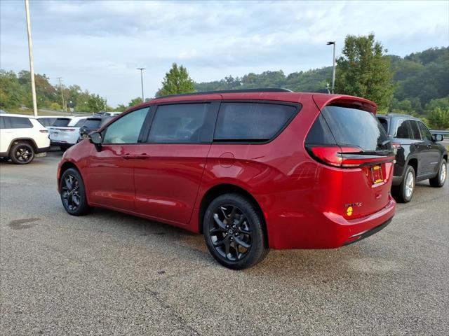 2026 Chrysler Pacifica PACIFICA LIMITED AWD