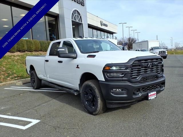 2026 RAM Ram 3500 RAM 3500 TRADESMAN CREW CAB 4X4 8 BOX