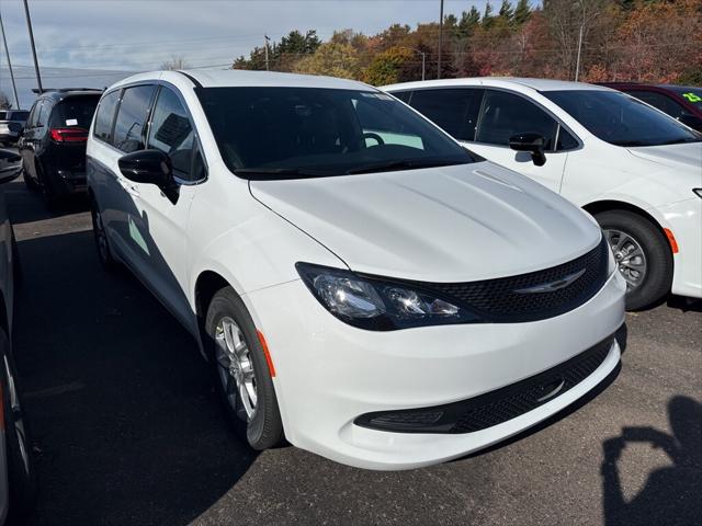 2026 Chrysler Voyager VOYAGER LX
