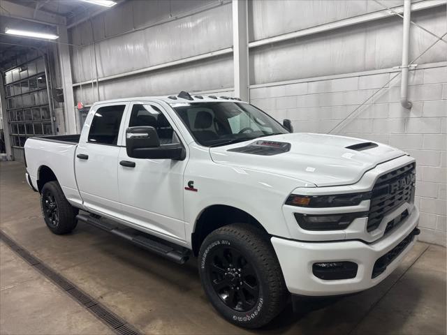 2026 RAM Ram 2500 RAM 2500 BLACK EXPRESS CREW CAB 4X4 64 BOX 2026 RAM Ram 2500 RAM 2500 BLACK EXPRESS CREW CAB 4X4 64 BOX